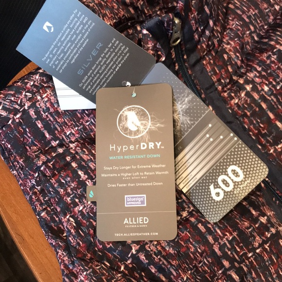 Lands end vest 🌹feather down hyper dry water resistant - Picture 16 of 16